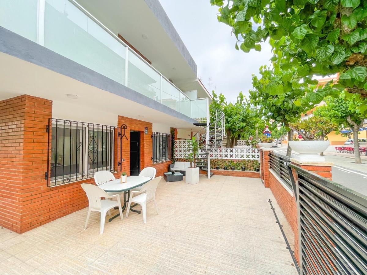 סאלו Apartamentos Calamari 1 & 2 מראה חיצוני תמונה